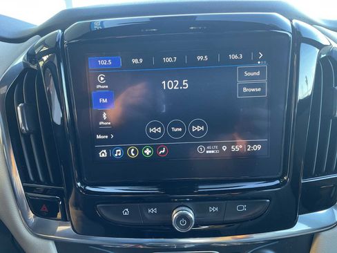 Certified 2023 Chevrolet Traverse LT image 13