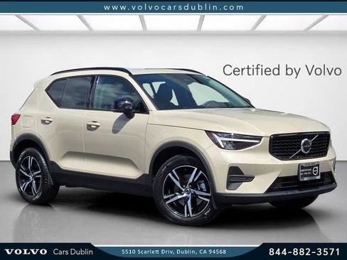 Certified 2026 Volvo XC40 B5 Core w/ Protection Package Premier AWD/4WD image 1