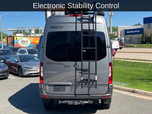 Used 2022 Mercedes-Benz Sprinter 2500 image 7
