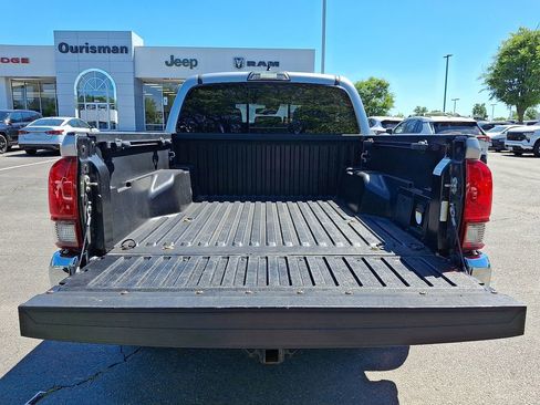 Used 2019 Toyota Tacoma TRD Off-Road RWD image 30