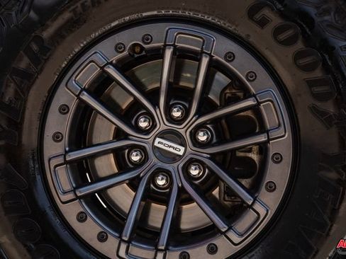 Used 2020 Ford F150 Raptor w/ Equipment Group 802A Luxury AWD/4WD image 3
