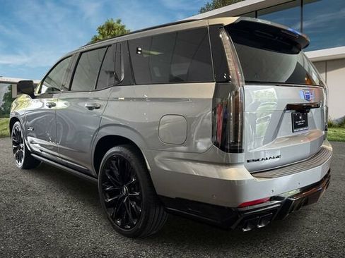 New 2026 Cadillac Escalade V AWD/4WD image 5