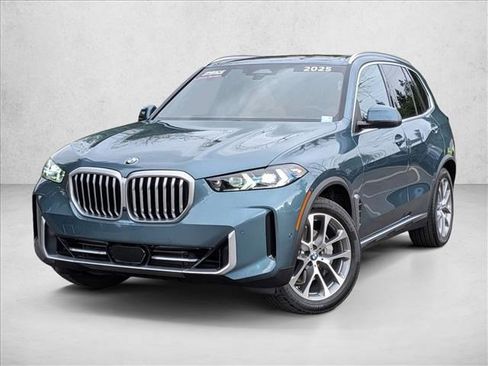 Used 2025 BMW X5 xDrive40i w/ Premium Package image 1