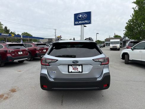 Certified 2024 Subaru Outback Premium AWD/4WD image 11