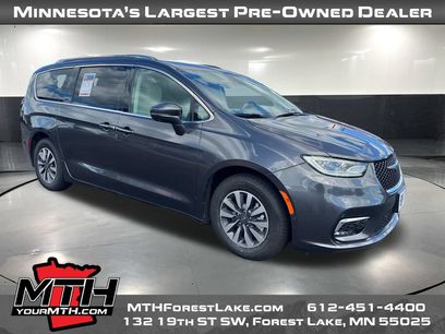 Used 2021 Chrysler Pacifica Touring-L