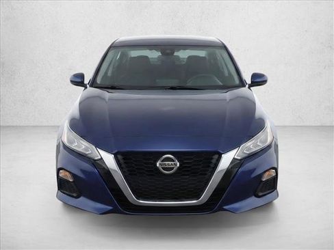 Used 2021 Nissan Altima 2.5 S w/ Driver Assist Package FWD image 2