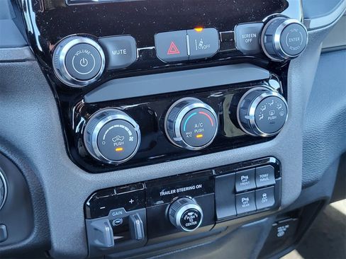 New 2026 RAM 1500 Classic Warlock image 14