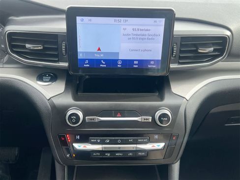 Used 2020 Ford Explorer XLT w/ Equipment Group 202A image 27
