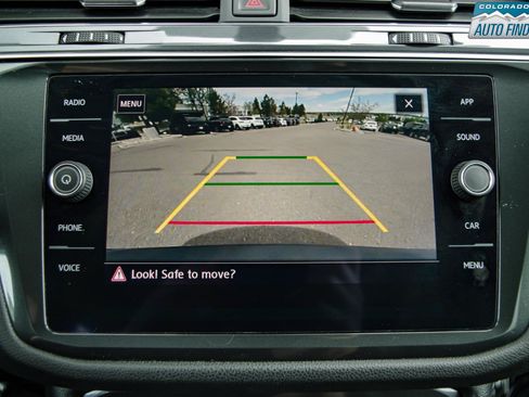 Used 2019 Volkswagen Tiguan SE FWD image 20