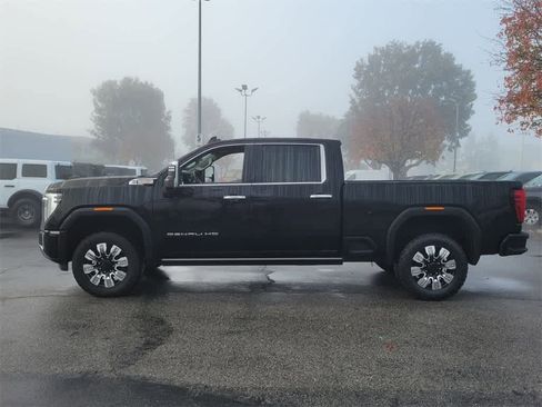 Used 2024 GMC Sierra 2500 Denali w/ Denali Reserve Package image 2
