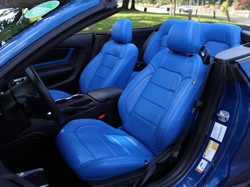 Used 2023 Ford Mustang GT Premium w/ Equipment Group 401A RWD image 10