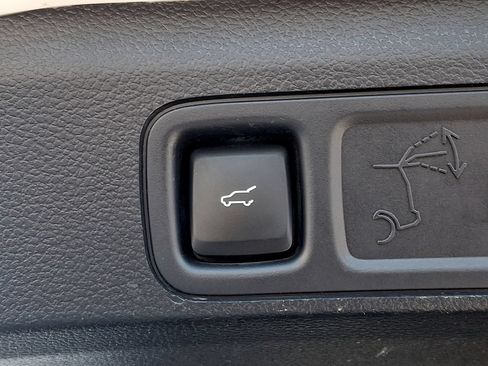 Certified 2024 Ford Expedition Limited AWD/4WD image 30