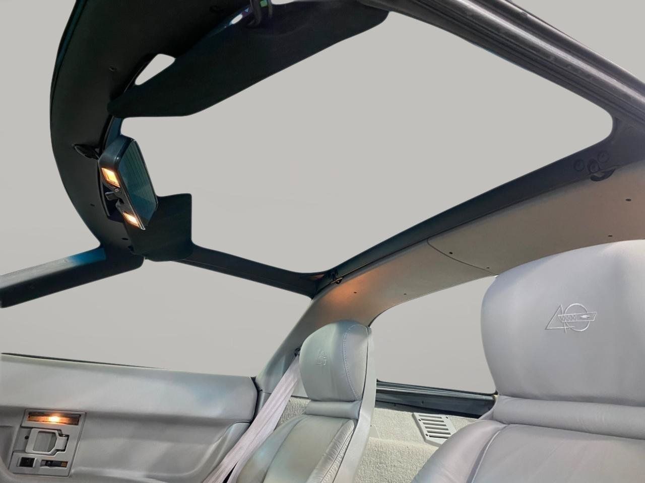 Used 1993 Chevrolet Corvette Coupe RWD image 13