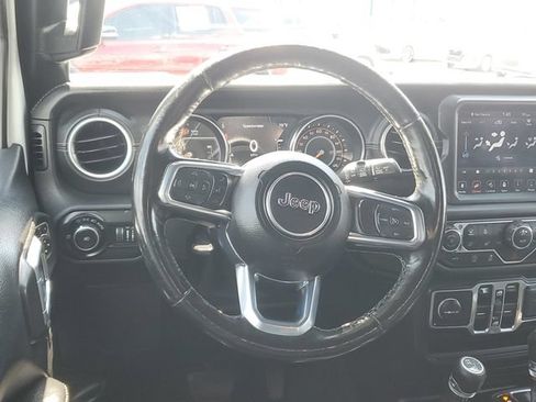 Used 2020 Jeep Wrangler Unlimited Sahara AWD/4WD image 11