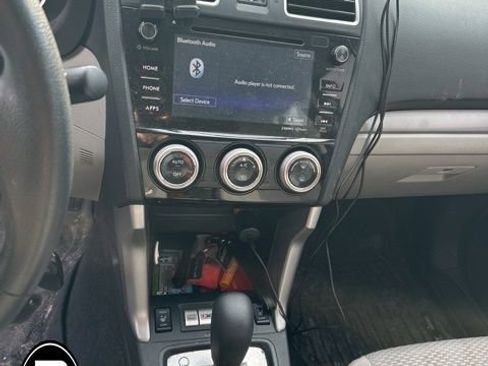 Used 2017 Subaru Forester 2.5i Premium w/ All-Weather Package image 9