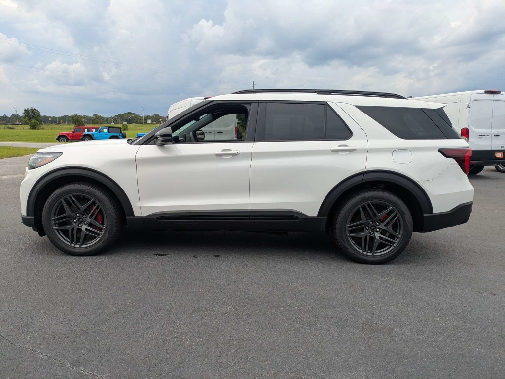 New 2026 Ford Explorer ST w/ Sun And Sound Package RWD image 30