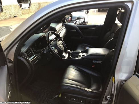 Used 2020 Lexus LX 570 4WD w/ Sport Package image 13