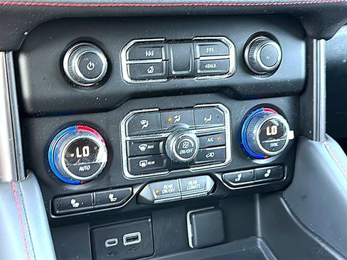 Used 2023 Chevrolet Tahoe RST w/ Luxury Package RWD image 39