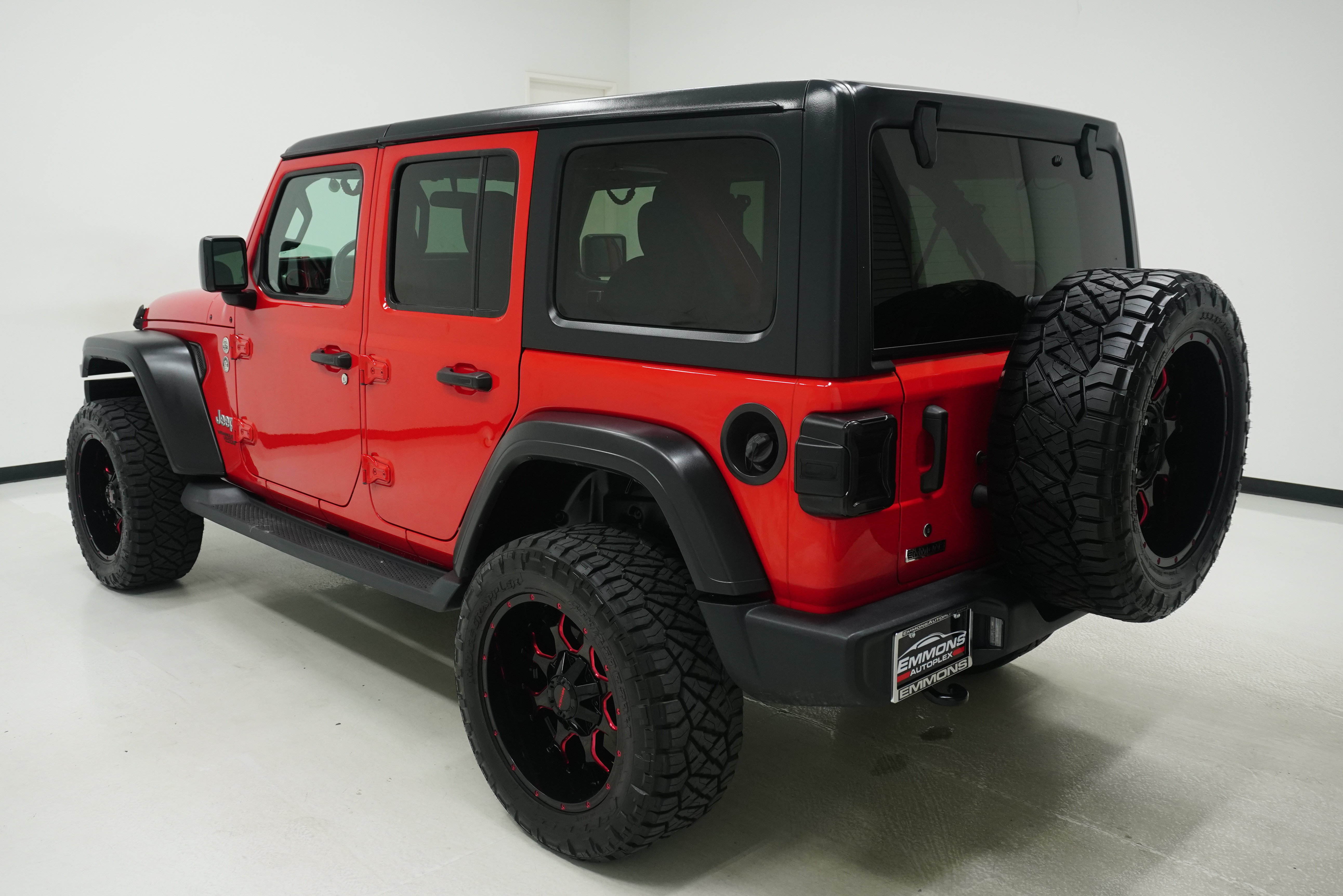 Used 2019 Jeep Wrangler Unlimited Sport S AWD/4WD image 6