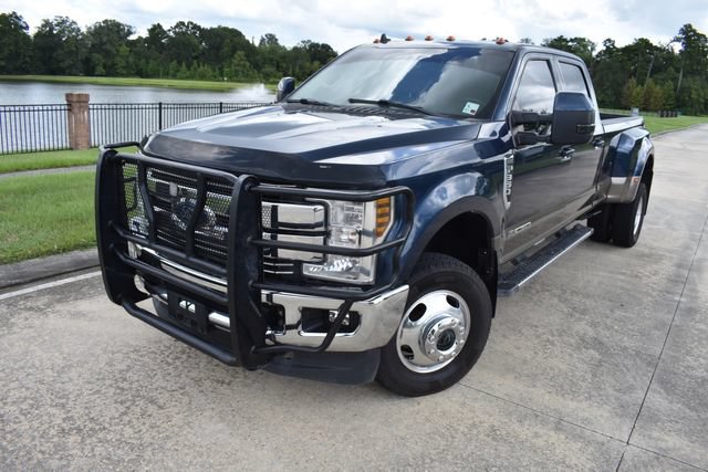 Used 2019 Ford F350 Lariat w/ Lariat Value Package AWD/4WD image 2