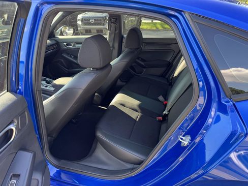 Used 2023 Honda Civic Sport image 6
