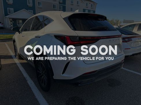 Used 2024 Lexus NX 250 FWD w/ Premium Package image 4