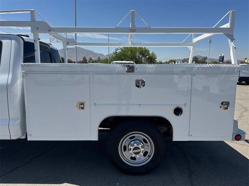 New 2025 Ford F350 XL w/ XL Chrome Package image 17