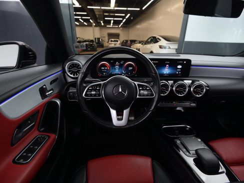 Used 2022 Mercedes-Benz CLA 250 4MATIC image 26