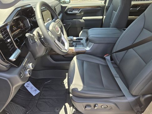 New 2025 GMC Sierra 1500 Elevation w/ Elevation Premium Package image 6