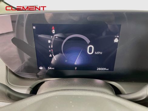 Used 2024 Buick Encore GX Preferred FWD image 17