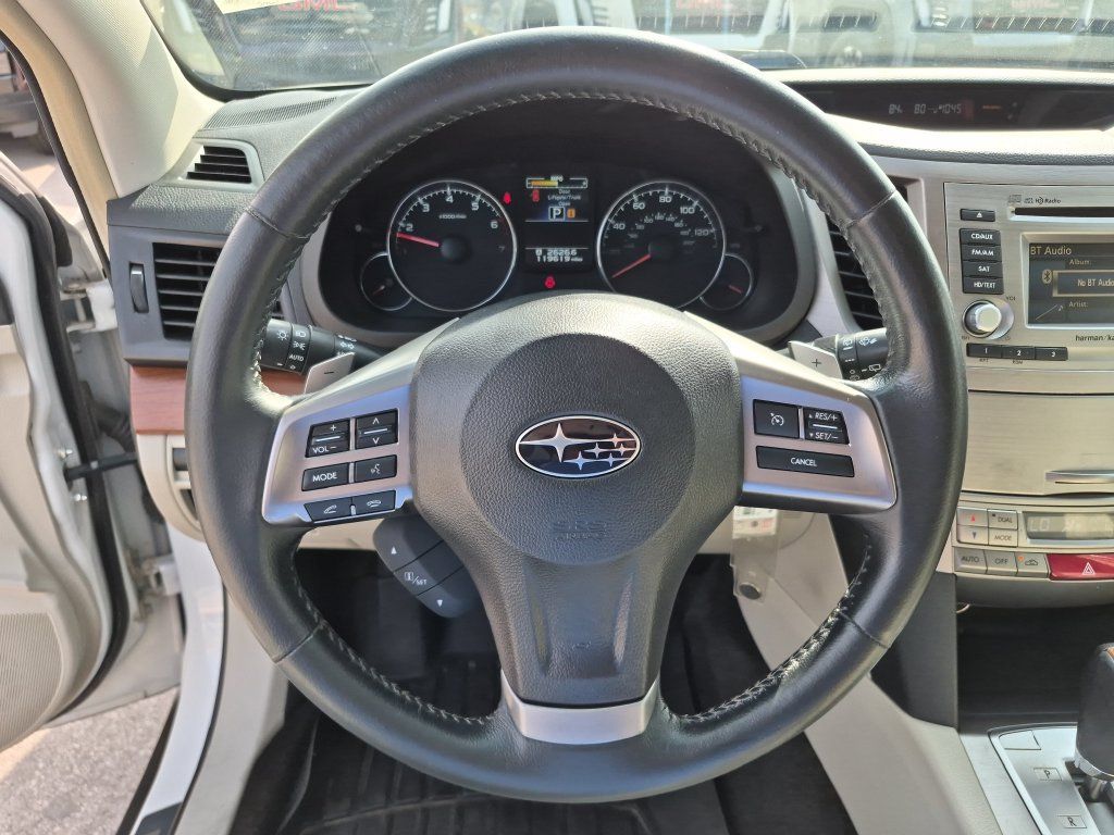 Used 2014 Subaru Outback 2.5i Limited AWD/4WD image 24