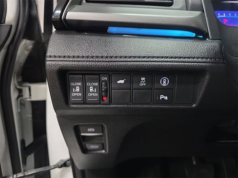 Used 2021 Honda Odyssey Touring image 28