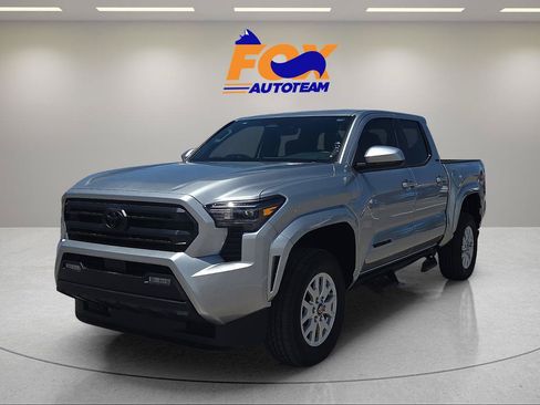 New 2026 Toyota Tacoma SR5 RWD image 1