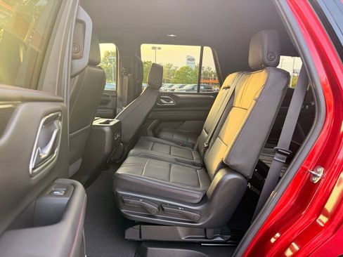 Used 2023 Chevrolet Tahoe RST AWD/4WD image 16