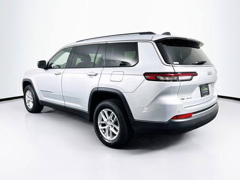 Used 2022 Jeep Grand Cherokee L Laredo w/ Luxury Tech Group I image 5