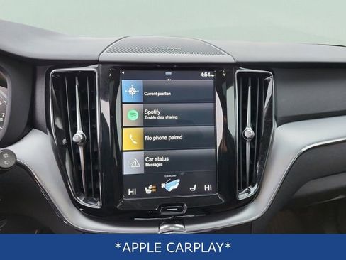 Used 2019 Volvo XC60 T6 Momentum w/ Multimedia Package image 11
