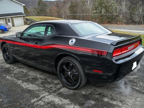 Used 2010 Dodge Challenger R/T w/ Mopar 10 Pkg image 6