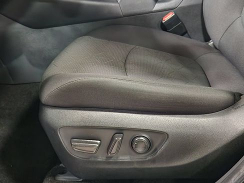 Used 2023 Toyota RAV4 XLE FWD image 36