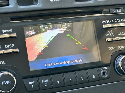 Used 2013 Nissan Leaf S w/ Charger Pkg FWD image 27