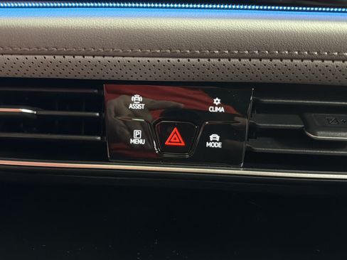 New 2026 Volkswagen Atlas Peak Edition AWD/4WD image 28