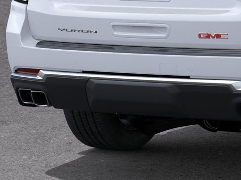 New 2026 GMC Yukon Denali w/ Denali Reserve Package RWD image 14