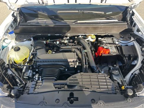 Used 2025 Ford Maverick XLT w/ Equipment Group 302A image 30