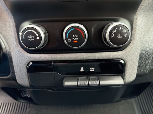 Used 2024 RAM 1500 Tradesman AWD/4WD image 30