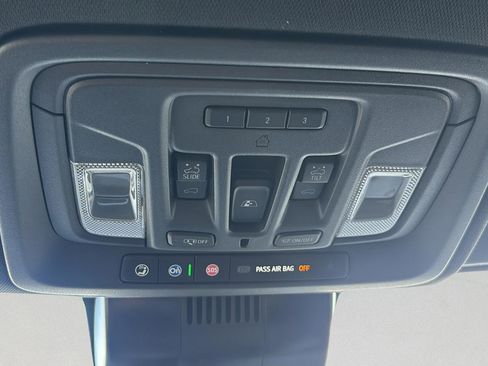 Used 2024 Chevrolet Silverado 1500 High Country w/ High Country Premium Package image 22