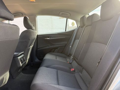 Used 2025 Toyota Camry LE image 24