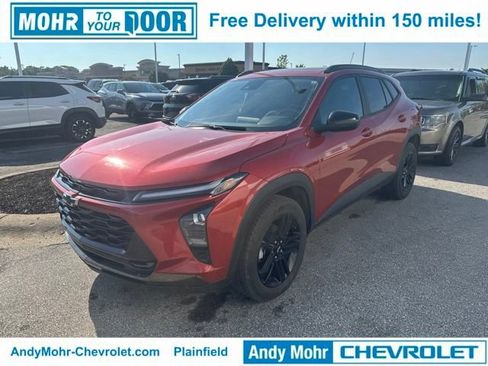 Used 2024 Chevrolet Trax ACTIV w/ Sunroof Package FWD image 1