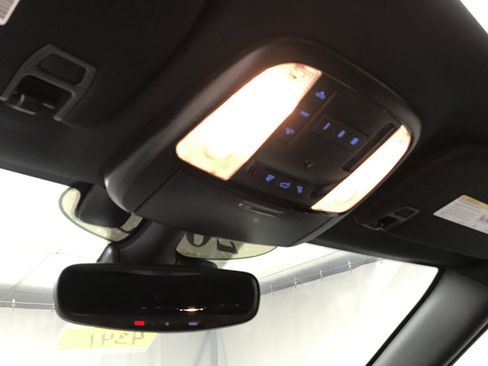 Used 2025 Dodge Durango GT AWD/4WD image 12