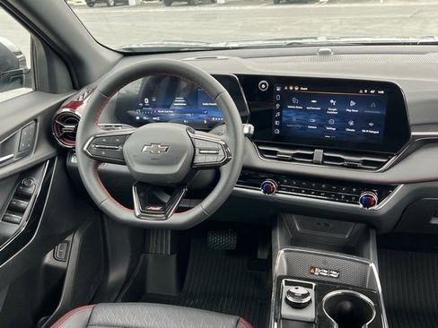 New 2026 Chevrolet Equinox RS w/ Convenience Package III image 17