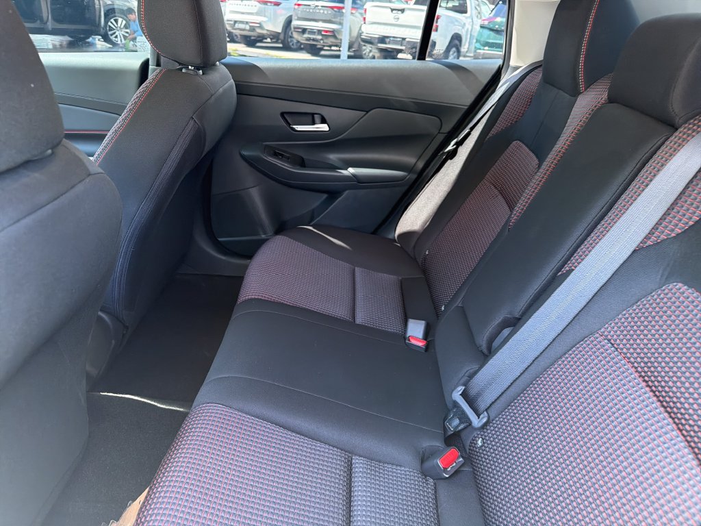 Used 2026 Nissan Sentra SR w/ Floor Mat Package FWD image 30