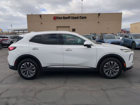 Used 2024 Buick Envision Preferred image 2